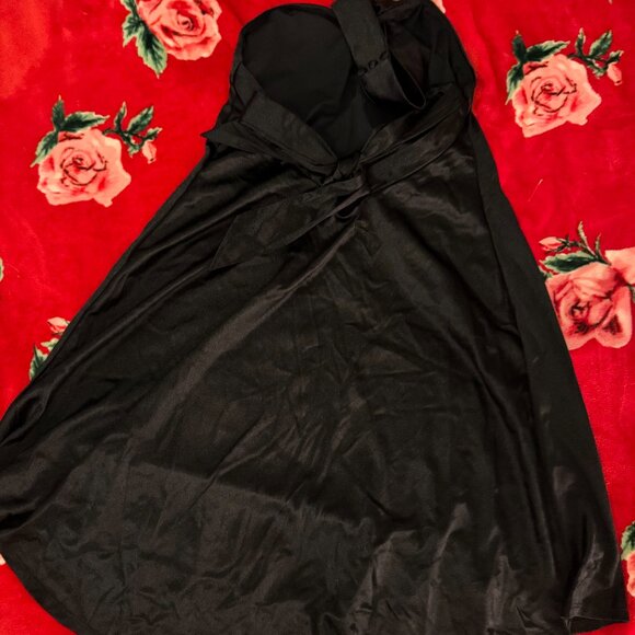 Klassy Network Black Halter Tie Waist Dress w/ Built-In Bra Size L NWT LBD - Picture 4 of 10